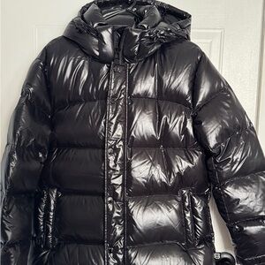 Aritzia Black Puffer Jacket
